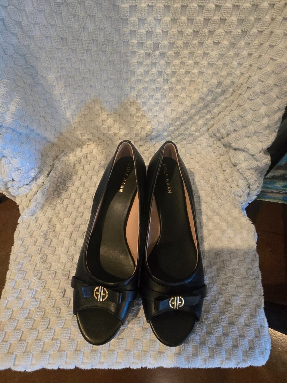 Cole Haan Women’s 8 Black Leather Ballet Flats Slip-On Round Toe Logo Accent